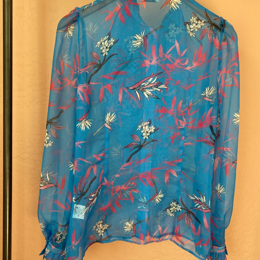 Blue Ruffled Buttoned Blouse With Pink Accents - image 2